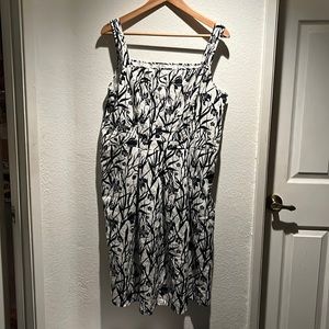 Black and white print sundress.cute!